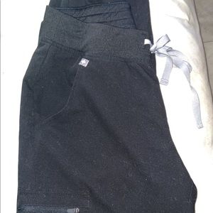 Figs black jogger scrubs